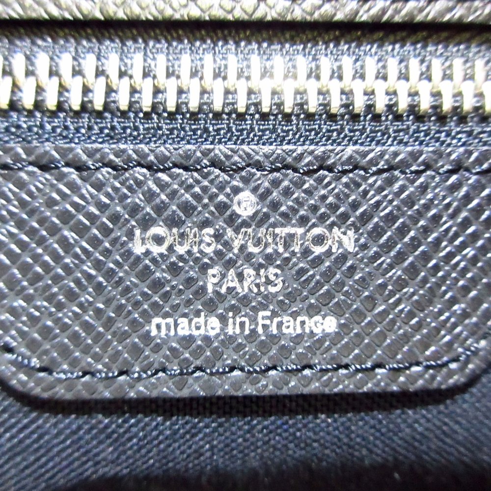 LOUIS VUITTON Kendall Travel - Picture 10 of 12